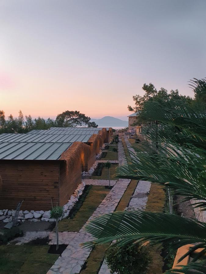 Rocas Roja Hotel Faralya Exterior foto