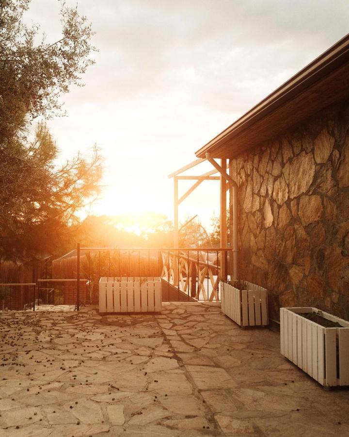 Rocas Roja Hotel Faralya Exterior foto